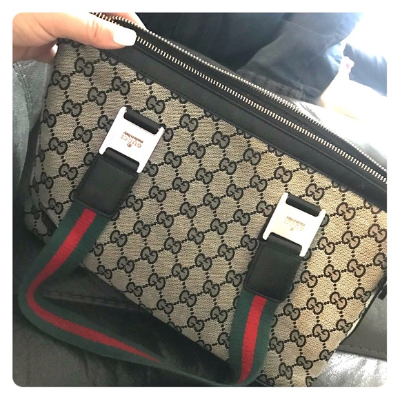 Gucci purse - Picture 1 of 4